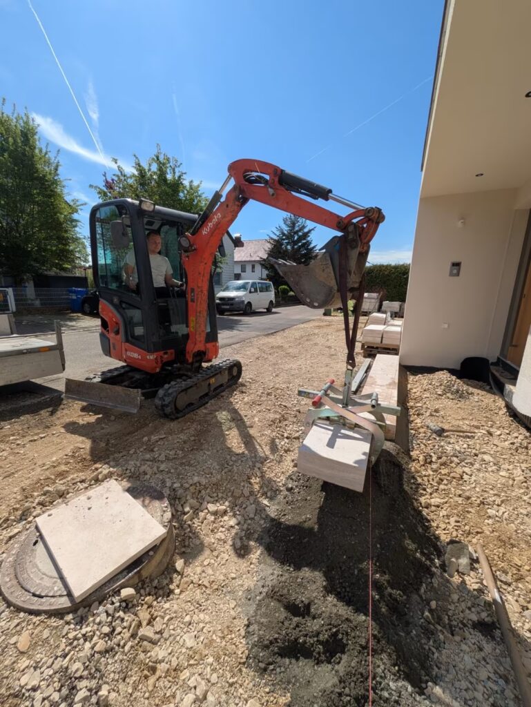 Minibagger 1,8t mit Fahrer